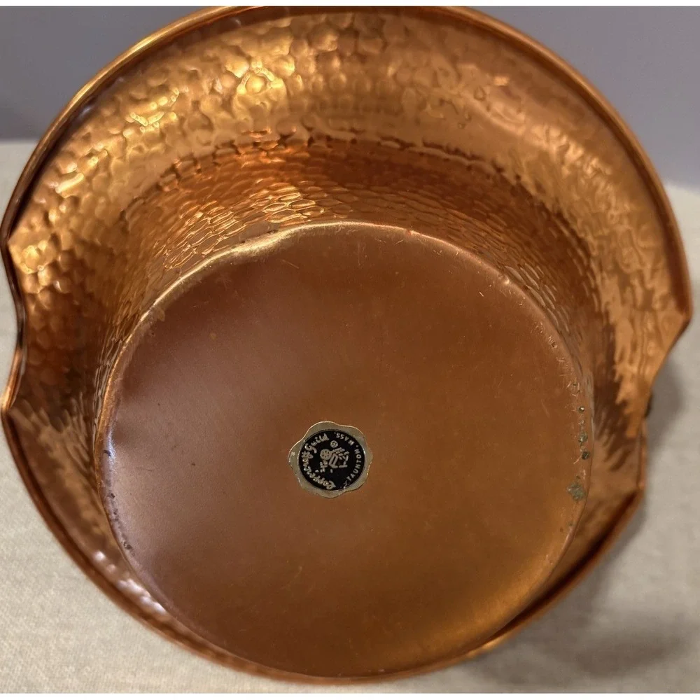Vintage Coppercraft Guild Hammered Copper Basket with Moveable Brass Handle